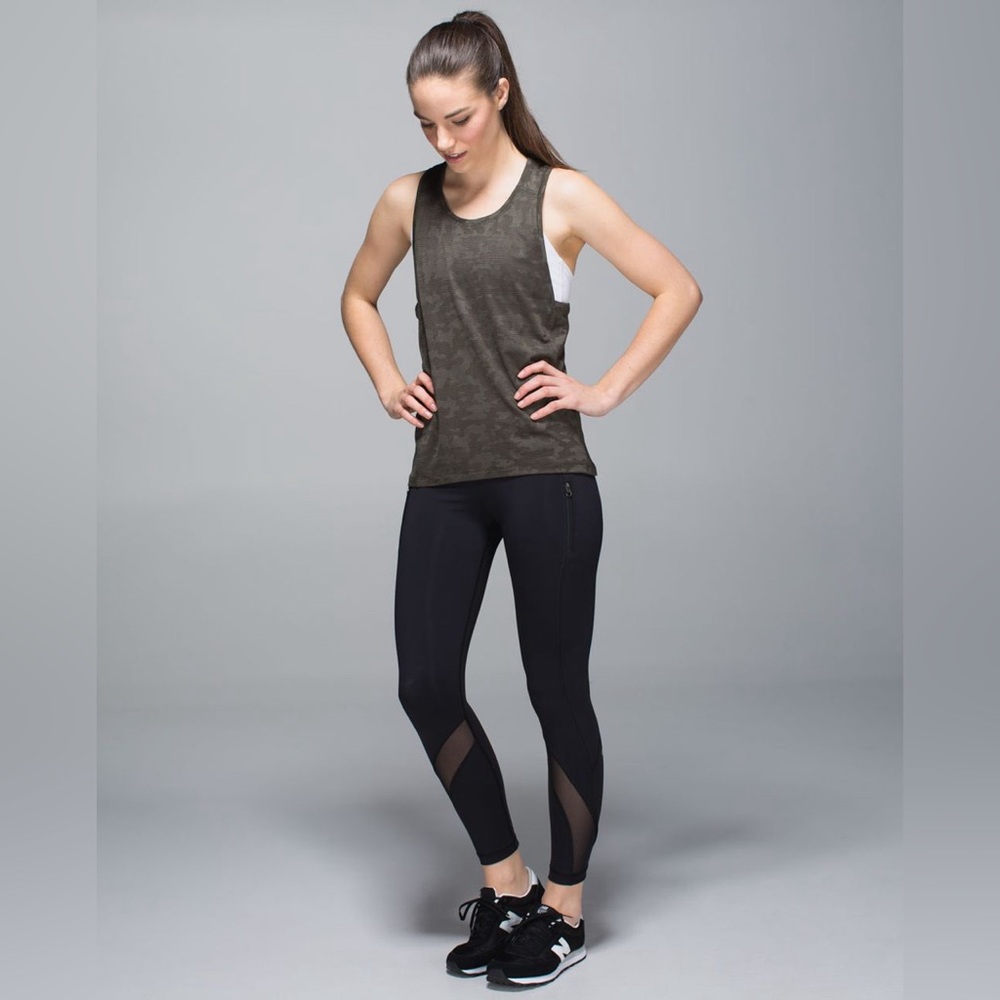 Lululemon Run For Days Tank Deep Camo Running Yoga Activewear Workout Gym Train